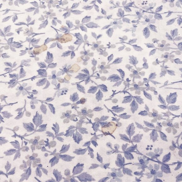 Laura Ashley Pillowcase Blue White Tiny Leaves 100% Cotton Standard 19 1/2 x 27" - Picture 4 of 4